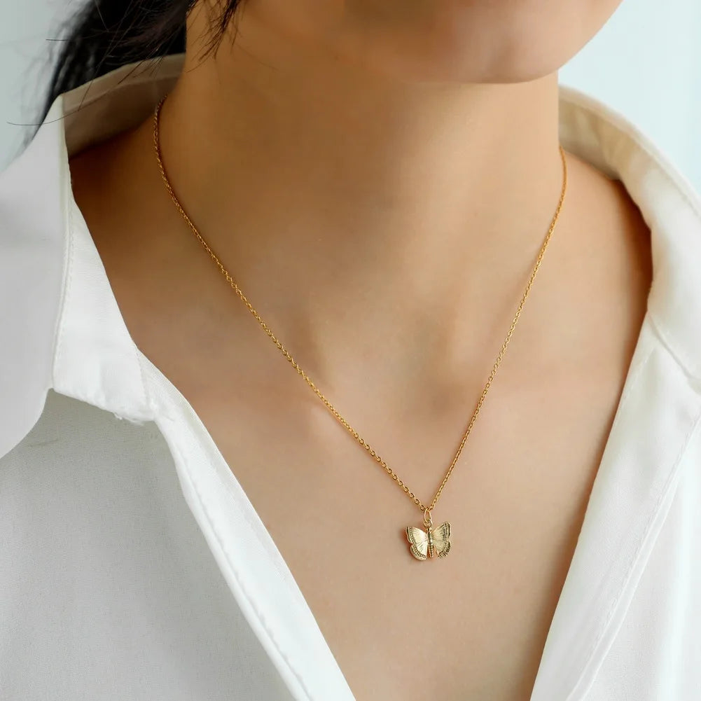 Veluna Mond & Schmetterling Halskette – Eleganter Damen Schmuck